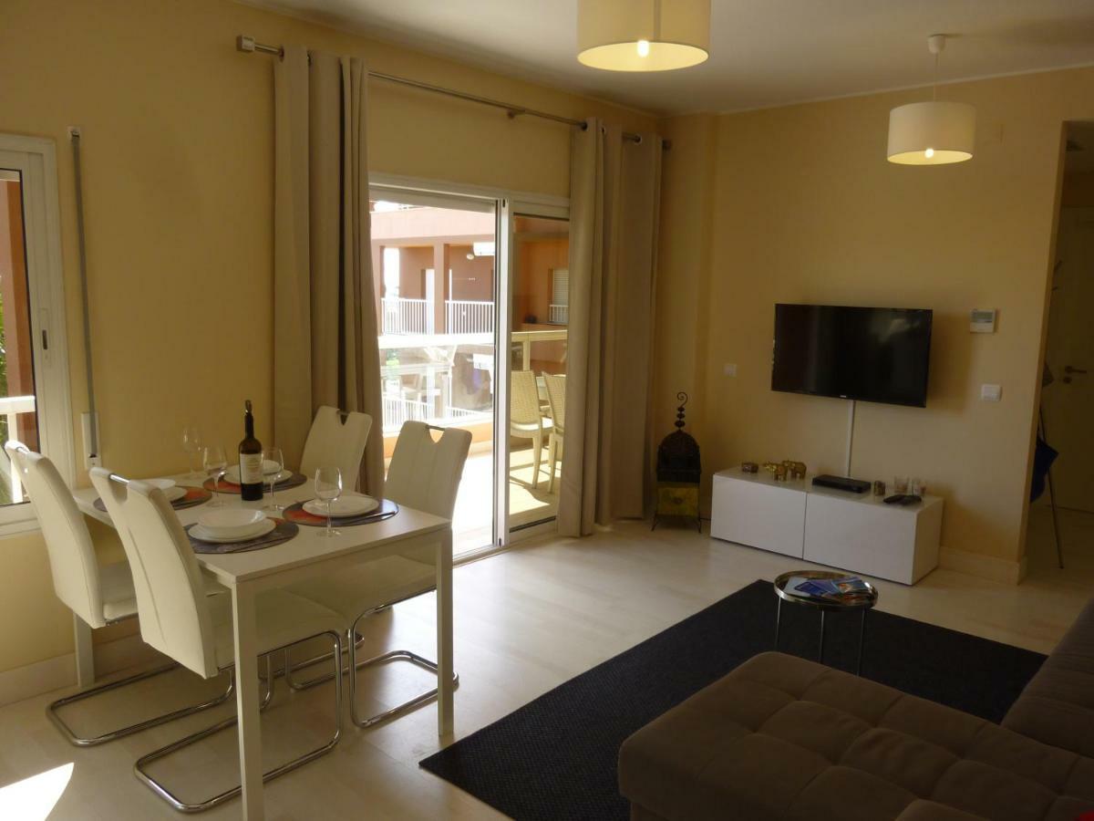 פורטימאו Beach & Sea Apt, Fast Wifi, Airco, Private Parking And Pool מראה חיצוני תמונה
